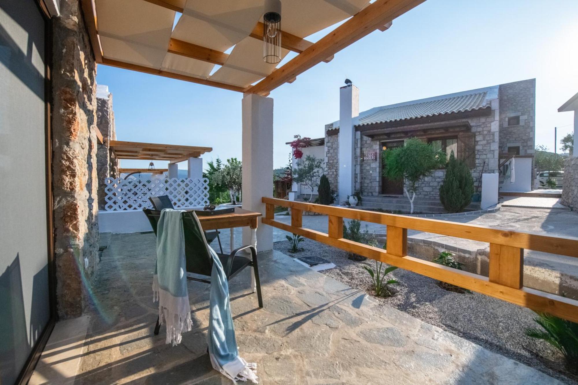 Vakantiehuis To Stolidi Tis Psinthou Psinthos